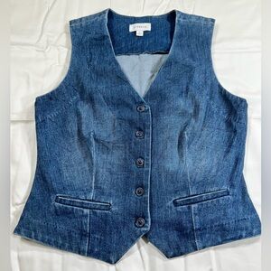 Women's Evereve vest Jean vest size small